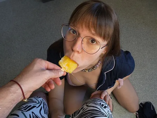 Der Erste Deepthroat in der Schwangerschaft !!