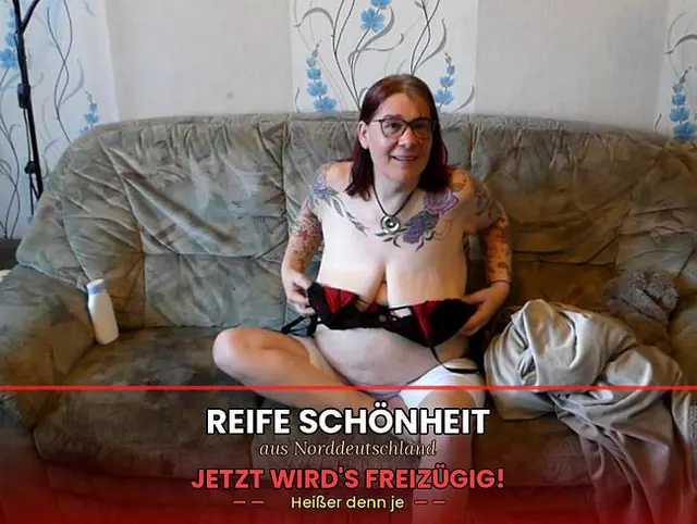 Reife Schönheit aus dem Norden! – Jetzt wird's freizügig! Mit 54 noch heißer denn je!