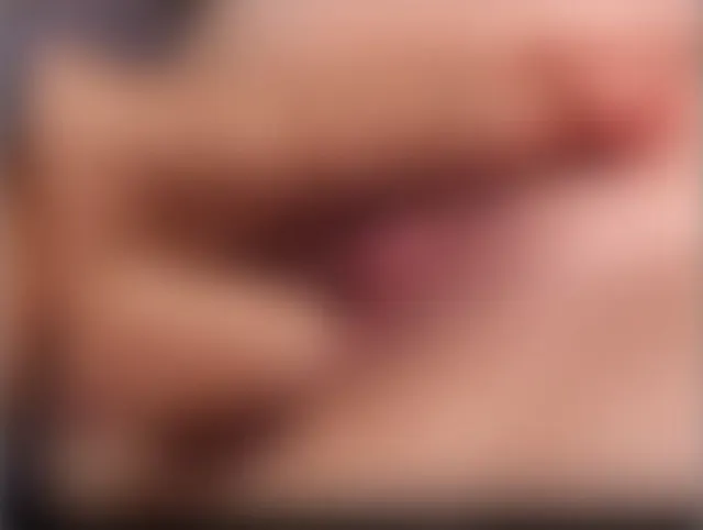 pussy gefickt und anderer dildo über mein kitzler