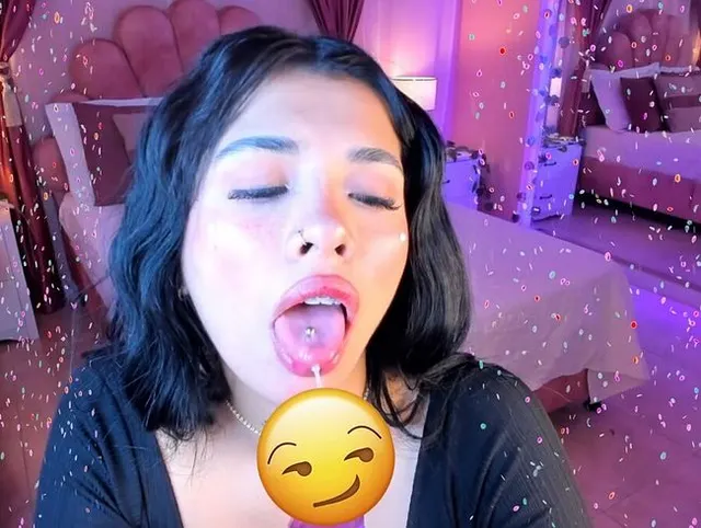dünn mit heißem Blowjob