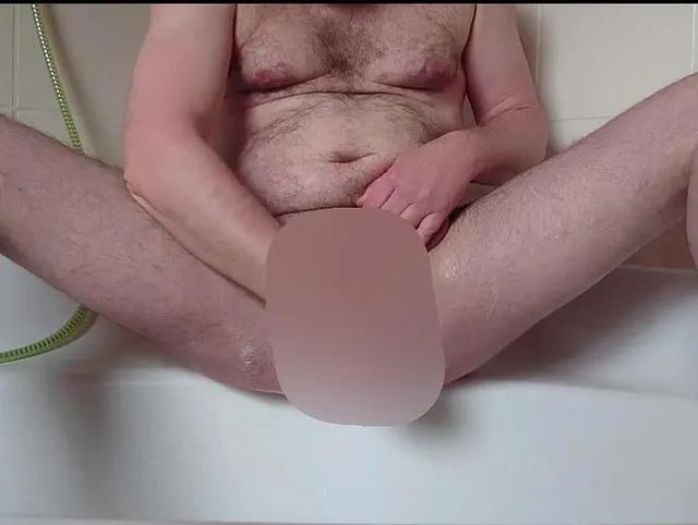 Heißes Rasieren in der Badewanne 2