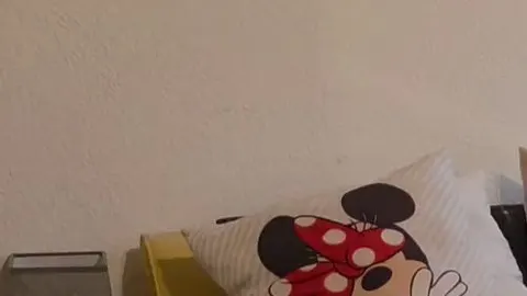 Plug im arsch und Gurke vorne was für ne explosion