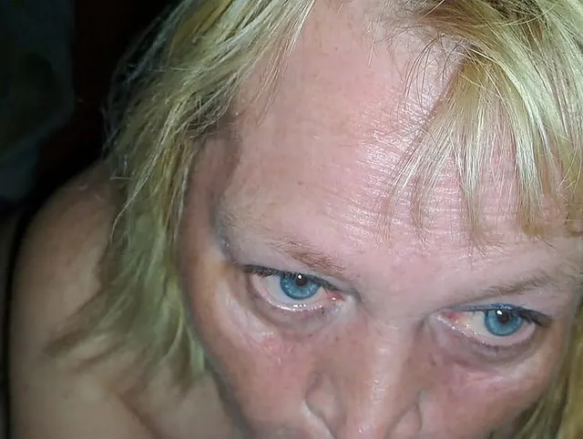 Tief in meiner Kehle gespritzt - POV