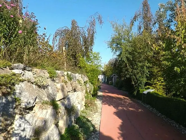 Im Schaugarten dem Aushilfsgärtner den Saft Ausgesaugt ;) BLOWJOB!!! MILF!!!!