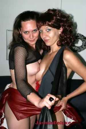 Lederhosen Ripping mit Hot Teen!