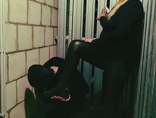 XXX Fetisch Video-Adventskalender XXX Türchen 16