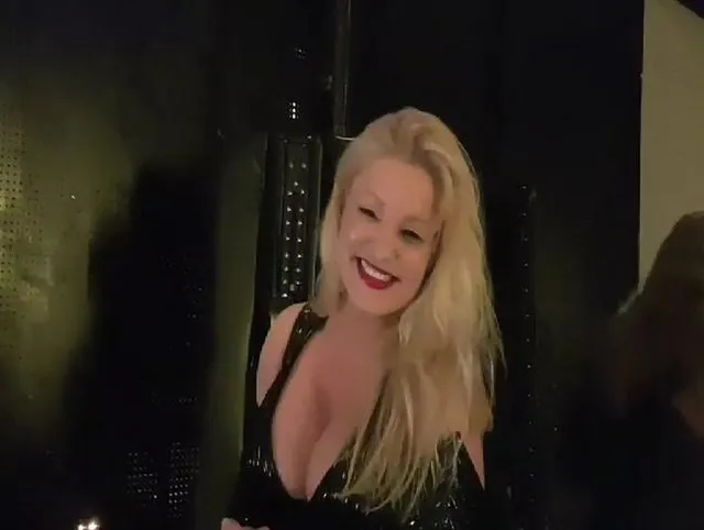 Beegrüßungsvideo Lady Cynthia