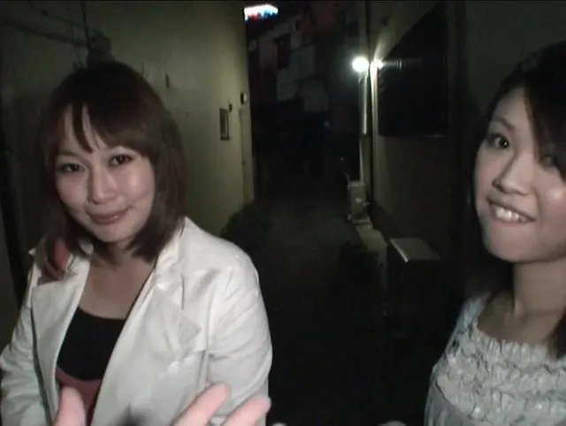 Erika & Satomi
