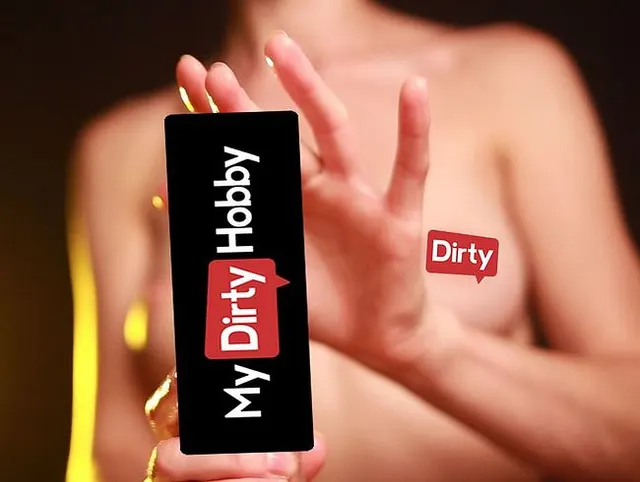 Erstaunlicher POV-Handjob mit massivem Cumshot