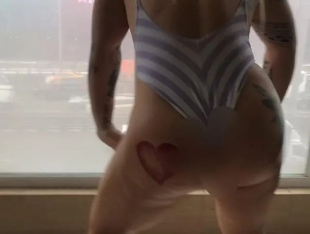 Valentine Day öffentliche Beute twerk blinkt