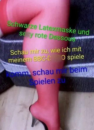 Komm und schau zu, wie mein großes, schlaffes Fickloch meinen BBC-DILDO aufnimmt