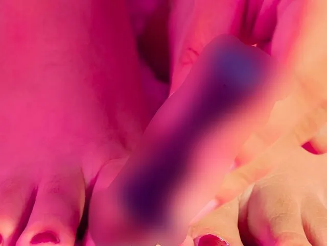 I paint your toenails for you foot lover