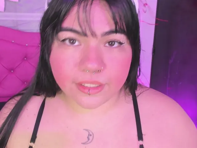 Sexy Fetisch mit langen Nägeln, 4 verschiedene Dildos reiben mmm