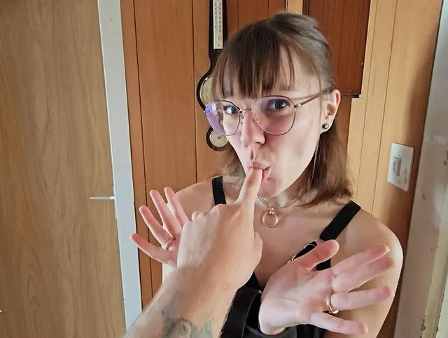 Handless Deepthroat bringt mega Cumshot !!