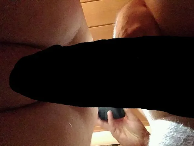 analsex mit mega cumshot von unten gefilmt