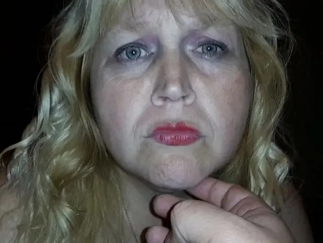 harte Erziehung beim Handjob