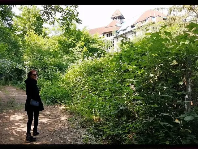 NERVENKITZEL! Lost-Place-Fick im GHOSTHOTEL