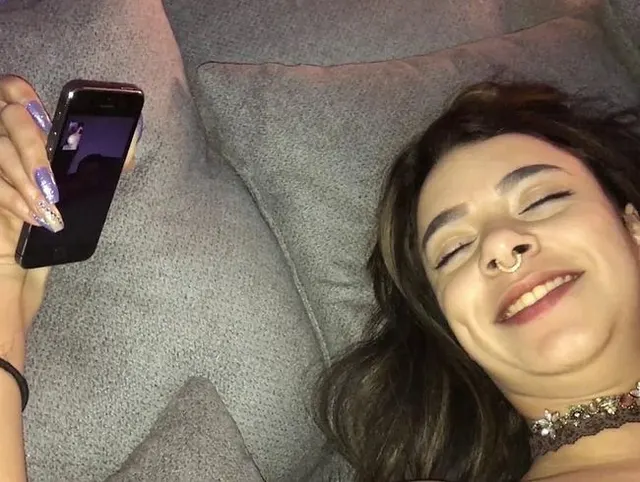 GrafPornoXx & Khadisha Latina, Lecken auf Anweisung, Lecker schmecke!