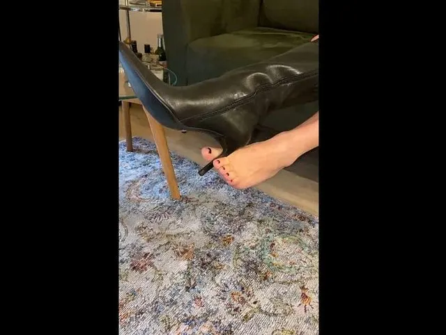 Stiefel - Erotik mit Absatz ....