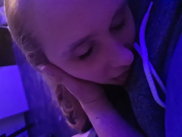 Ich will sein Sperma in meinem Gesicht