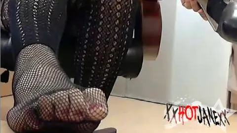 heels cumshot