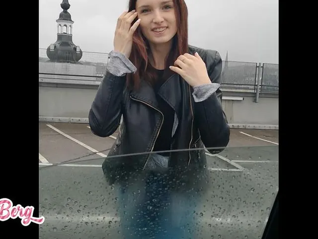 Auf dem Parkdeck abgeschleppt! Geiler Public Blowjob im Auto!