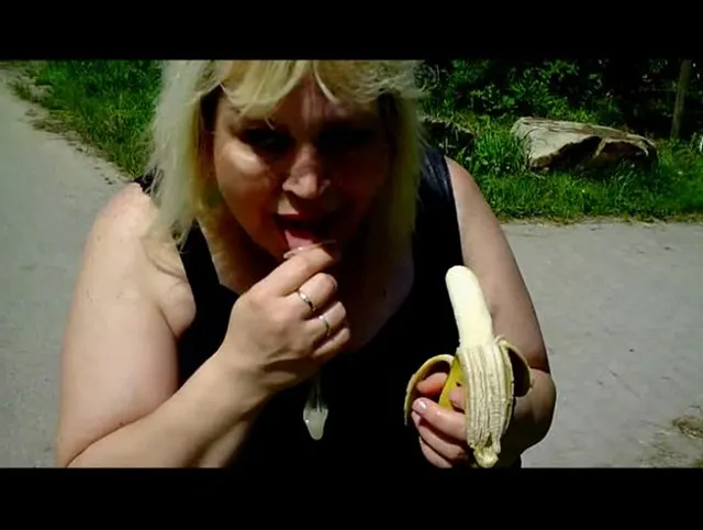 Sperma- Banane - cum on Food