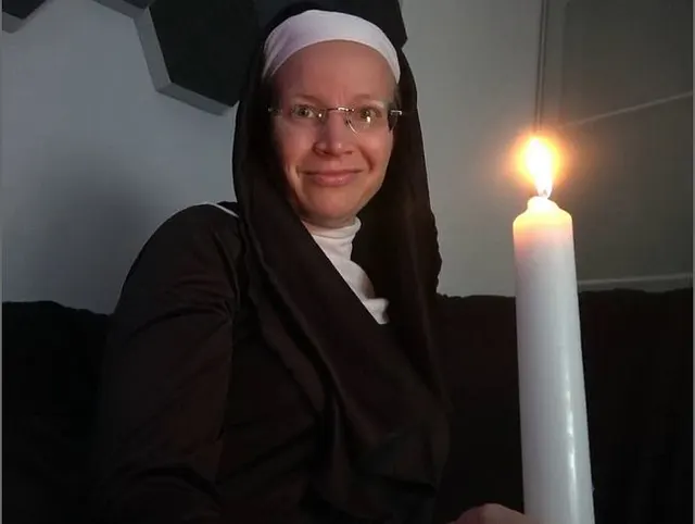 RS: Nonne treibt es bunt