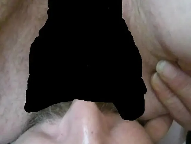 Facesitting und Lecken mit anschließendem Natursekt als Belohnung
