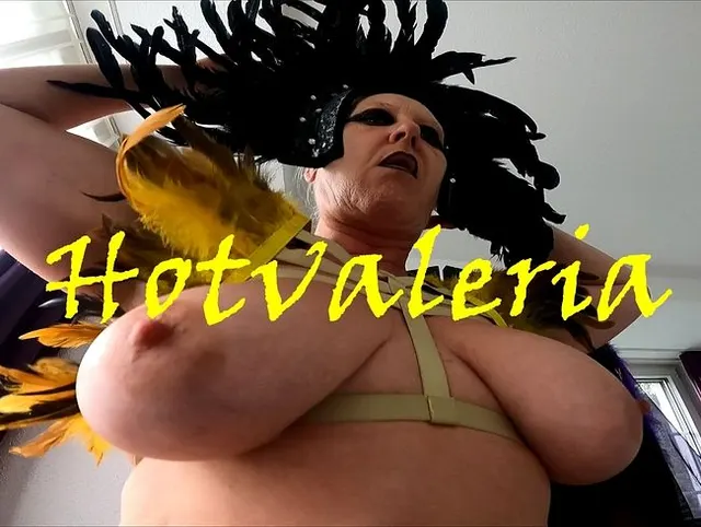 Versaute Oma braucht deinen Saft