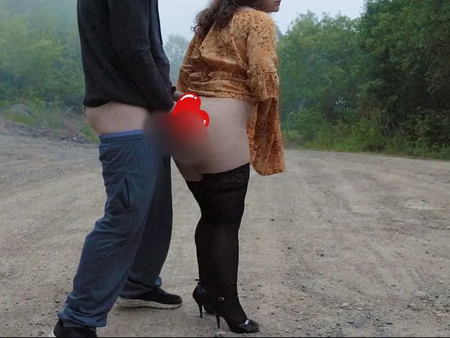 248. Vorübergehende Schönheit und ihr sexy Körper. Ich wichse und beende.