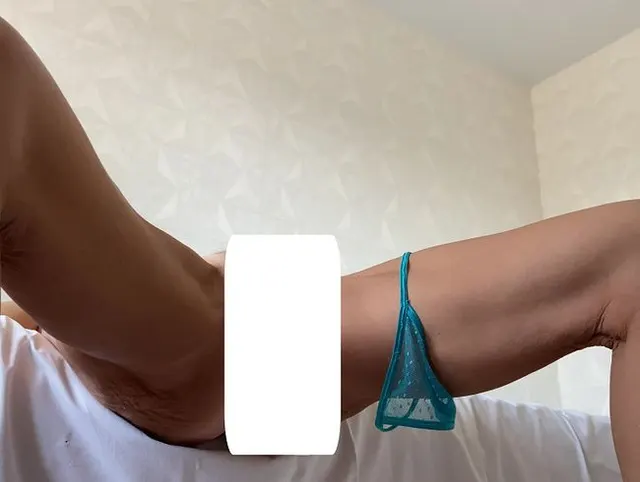 Bitte spritze in mir ab. Tiefer Missionarssex, intensiver Orgasmus, MILF.