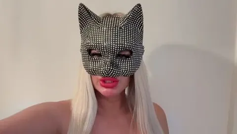 VORSTELLUNGSVIDEO… HEY ICH BIN JULIA UND ENDLICH TRAUE ICH MICH VOR DIE KAMERA