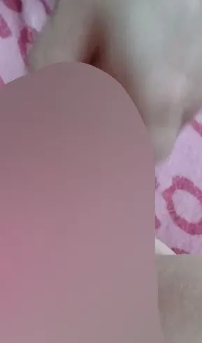 Sehr grosser Dildo