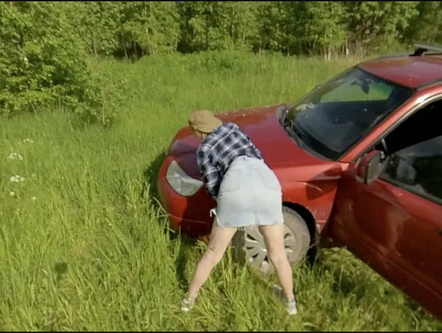 Forrest Autowäsche verwandelte sich in Fußhöcker und Blowjob