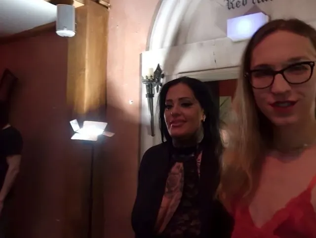 MEGA SQUIRT – Ashley liebt meinen dicken Schwanz!
