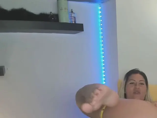 Heißer Sex mit Dildo, Pussy und Anal, heißer Sex und eine tolle Zeit