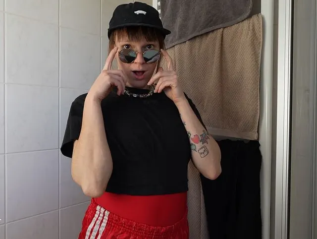 Erster Schwangerschafts Dusch Clip !!