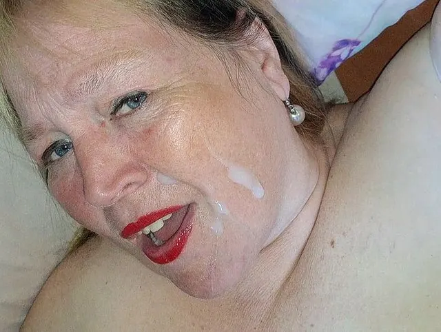 Facial - Sperma steht mir Bitch echt gut