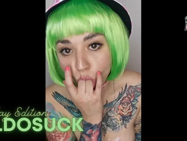 Dildosuck - Cosplay Edition
