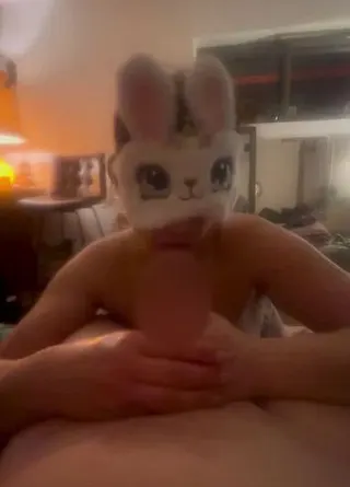 Wichs dir schön alles raus Hasi