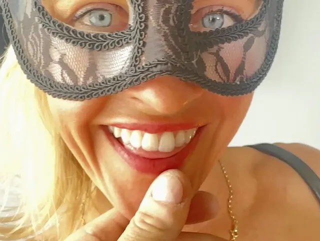 ****HEISSER BLOWJOB von DER BLONDINE aus der SLOWAKEI in PRAG