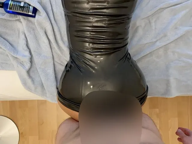 Profilbild von tinylatexbunny