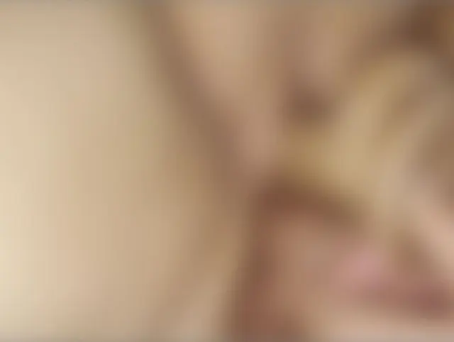 Mit 2 Dildos die Fotze gefickt