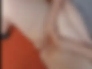 Oh jaaa....piss mir auf die Muschi