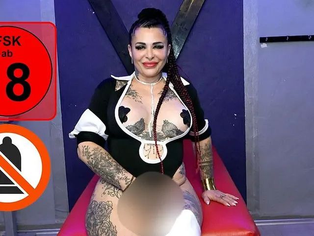 Alicia Dark – ERSTER GANGBANG OHNE KONDOME
