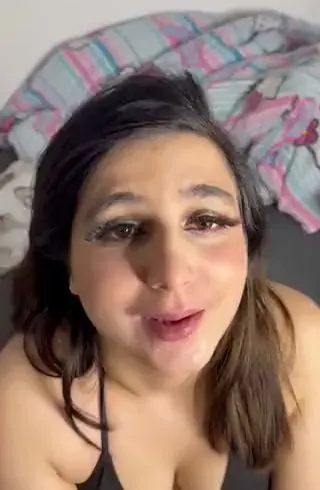 Ich lutsche sein geilen harten schwanz und werde dabei richtig geil