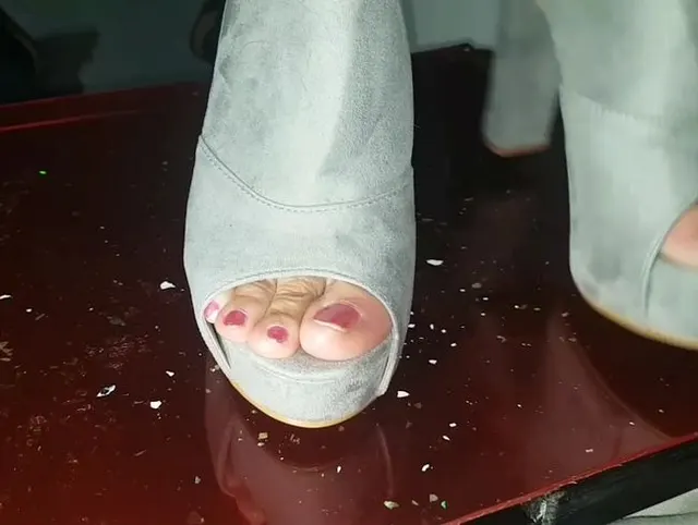 High Heel Freestyle Dance - Trample Penis