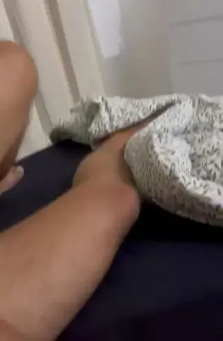 Nahaufnahme Pussy / Axxxl gestopft