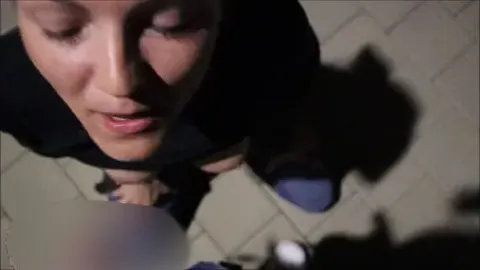 Gesichtsbesamung und Spermwalk nach dem Einkauf